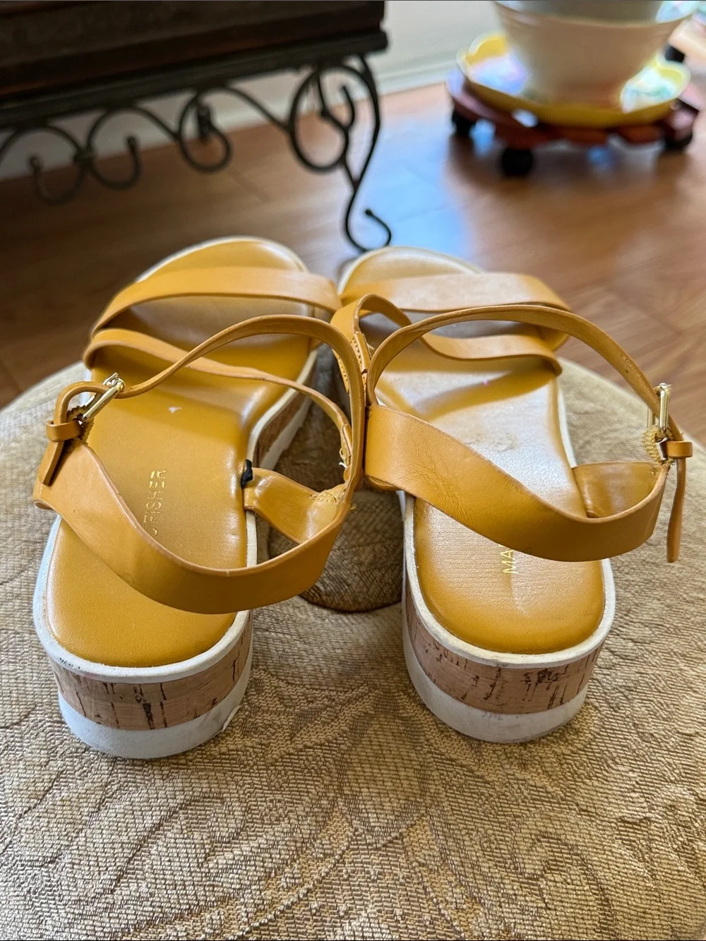 Marc Fisher Mustard Yellow Leather Platform Sandals‎ 7.5